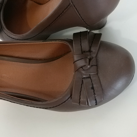 SOLD - Picture 3 of 9